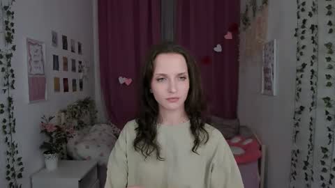 Snapshot of ariadna_s chatting on July 20, 11:29 pm Ariadna online show from July 20, 11:29 pm