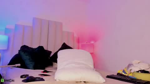 ariadnacolby online show from March 10, 12:40 am