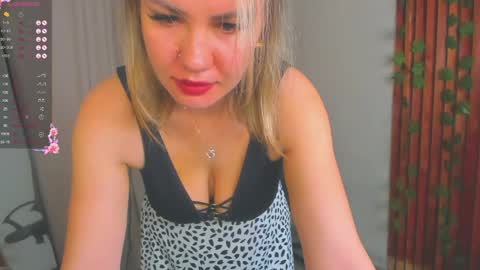 Snapshot of ariaeven chatting on May 30, 3:14 am ariaeven online show from May 30, 3:14 am