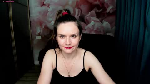 AriaGray online show from November 25, 2:11 am