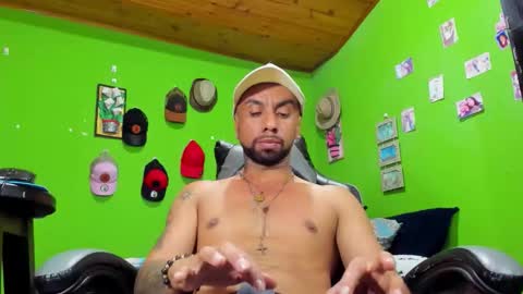 arian pervert online show from October 26, 1:06 pm