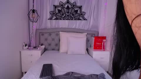 ARIANA online show from February 25, 7:36 pm