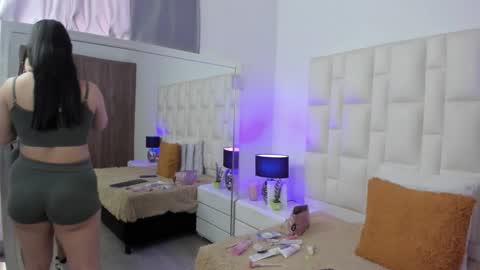  ariana  online show from March 13, 4:24 pm