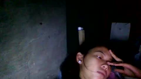 Snapshot of ariana_sweet25 chatting on May 15, 4:47 pm ariana_sweet25 online show from May 15, 4:47 pm