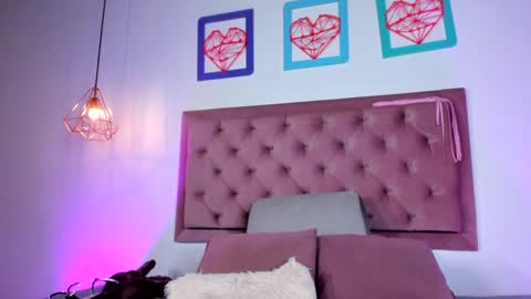 Snapshot of ariana_zc_ chatting on January 4, 2:03 am Susan online show from January 4, 2:03 am