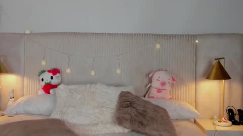 Susan online show from January 16, 8:02 pm