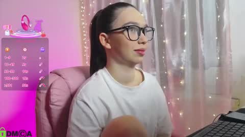 Snapshot of arianahot777 chatting on September 28, 9:53 pm arianahot777 online show from September 28, 9:53 pm