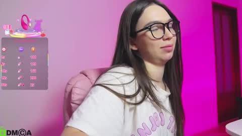 Snapshot of arianahot777 chatting on November 26, 12:11 am arianahot777 online show from November 26, 12:11 am