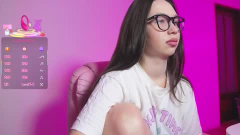 Snapshot of arianahot777 chatting on January 10, 10:36 pm arianahot777 online show from January 10, 10:36 pm