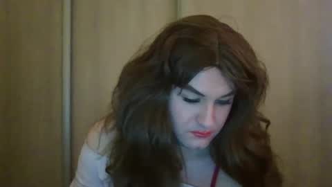 Snapshot of arianalopez98 chatting on December 22, 10:06 am Ariana 3 online show from December 22, 10:06 am