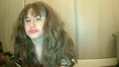 Snapshot of arianalopez98 chatting on November 7, 6:52 pm Ariana 3 online show from November 7, 6:52 pm