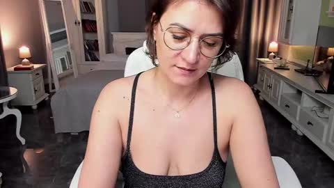 Ana online show from February 26, 2:49 pm