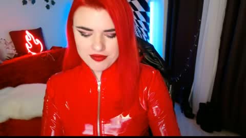 Snapshot of arianasaint chatting on April 21, 8:44 pm Mistress Ariana online show from April 21, 8:44 pm