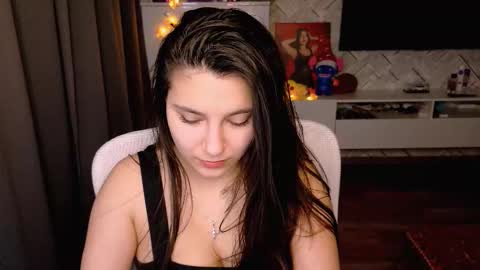 Snapshot of arianna_grend chatting on January 8, 12:18 pm Arianna online show from January 8, 12:18 pm