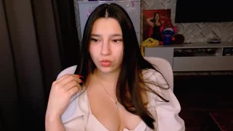 Snapshot of arianna_grend chatting on January 12, 11:04 am Arianna online show from January 12, 11:04 am