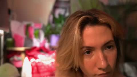 Snapshot of arianna_richi chatting on July 24, 11:30 am Olivka online show from July 24, 11:30 am