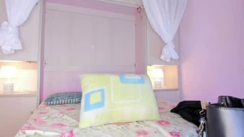 Snapshot of ariannavega_ chatting on May 27, 11:40 am ariannavega_ online show from May 27, 11:40 am