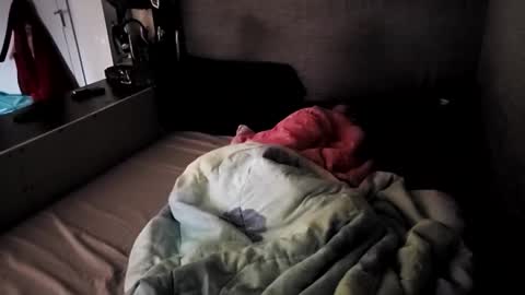 Snapshot of aricsoro69 chatting on December 26, 6:54 pm Sophie girard online show from December 26, 6:54 pm