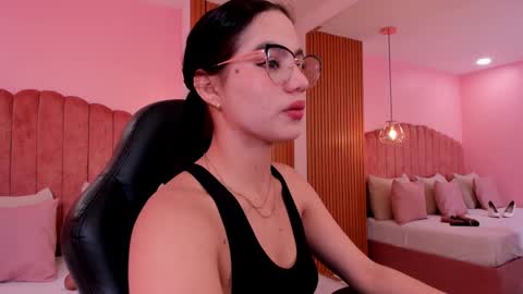 Ariel online show from September 10, 5:13 pm