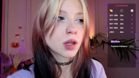 Ariel online show from November 2, 2:52 pm