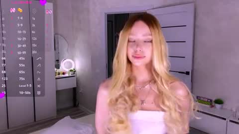 Snapshot of arielarlt chatting on July 12, 10:12 pm Ase online show from July 12, 10:12 pm