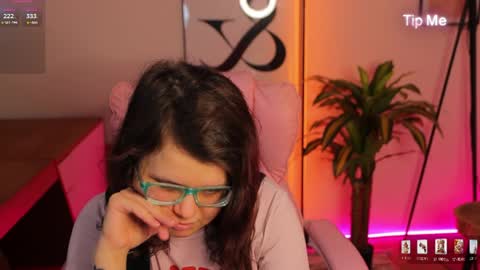 Ariell Mini online show from April 10, 7:13 am