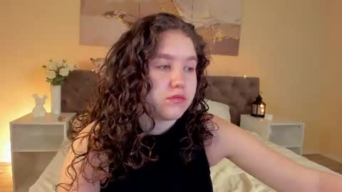 Snapshot of ariella_sol chatting on July 10, 1:32 am Ariella GTM3 Tue Wed Thu Fri Sat 0400 am-1030pm online show from July 10, 1:32 am