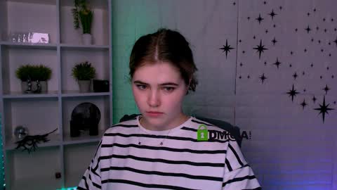 Snapshot of arielmell chatting on February 27, 11:10 am arielmell online show from February 27, 11:10 am