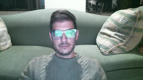 Snapshot of arielsinho chatting on June 28, 6:19 am Anon online show from June 28, 6:19 am