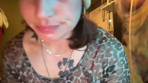 ariel  colin when hes here online show from March 6, 4:53 am