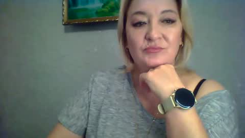 ArielXLoveresss online show from October 5, 7:17 am