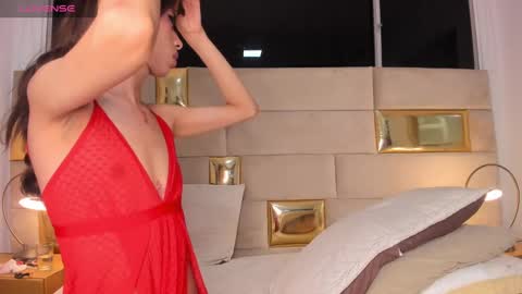 Snapshot of arii_stone chatting on February 20, 4:39 am Arii online show from February 20, 4:39 am