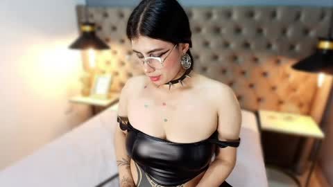 Ariia sweett online show from April 8, 5:29 am