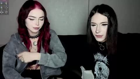 Snapshot of arina_rose chatting on June 14, 9:17 pm Arinka online show from June 14, 9:17 pm