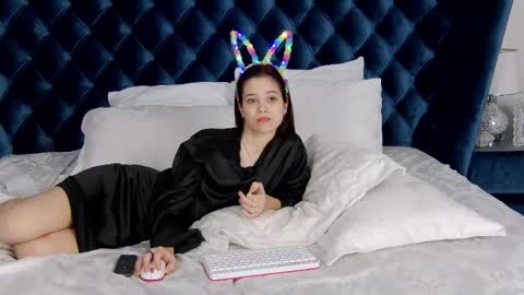 Snapshot of arinaarnold chatting on December 20, 6:40 am ArinaArnold online show from December 20, 6:40 am