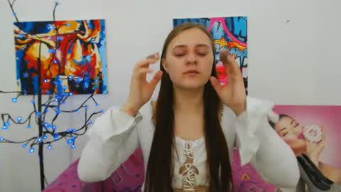 arinabelle online show from March 21, 8:19 am