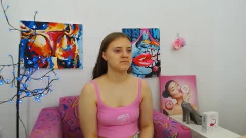 Snapshot of arinabelle chatting on June 5, 3:40 pm arinabelle online show from June 5, 3:40 pm