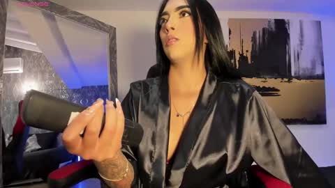 Ari Robert online show from October 24, 4:20 am