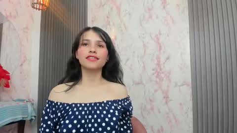 Snapshot of arisha_lee2 chatting on January 10, 4:12 am arisha_lee2 online show from January 10, 4:12 am