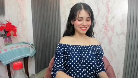 Snapshot of arisha_lee2 chatting on January 10, 7:14 am arisha_lee2 online show from January 10, 7:14 am