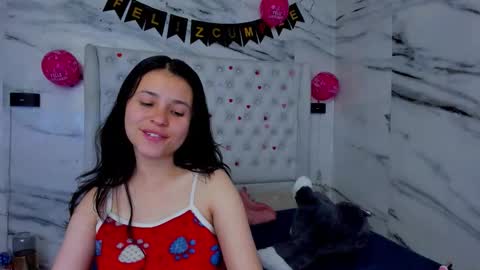 Snapshot of arisha_lee2 chatting on March 15, 1:55 am arisha_lee2 online show from March 15, 1:55 am