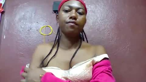 Snapshot of arisouh chatting on May 8, 3:01 am arisouh online show from May 8, 3:01 am