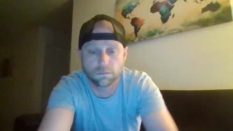 Snapshot of aristaeus33 chatting on April 26, 11:35 pm aristaeus33 online show from April 26, 11:35 pm