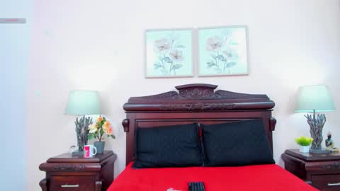 Ari  online show from November 11, 12:49 pm