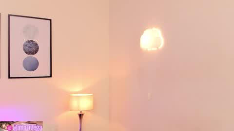   Nice to meet you  thumb up me please its important I  LOOK MY BIO DOWN online show from December 21, 6:20 am