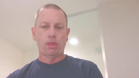 luv2benawty online show from March 29, 10:59 am