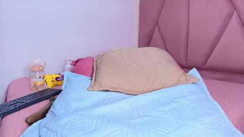 Arleth  online show from February 26, 6:15 am