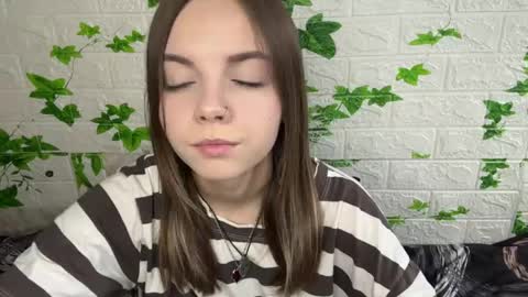 Snapshot of armandahaley chatting on June 5, 2:12 pm Lisa online show from June 5, 2:12 pm
