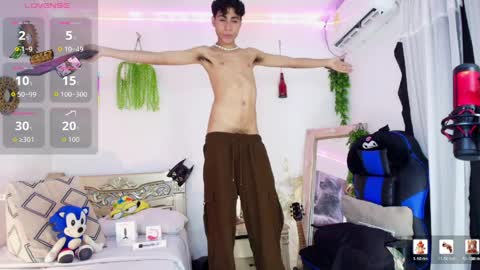 armond online show from March 31, 1:40 am