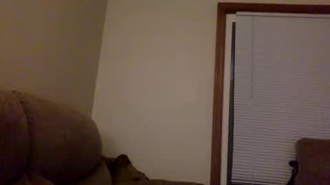 Snapshot of armyguy5311 chatting on April 10, 1:11 am armyguy5311 online show from April 10, 1:11 am